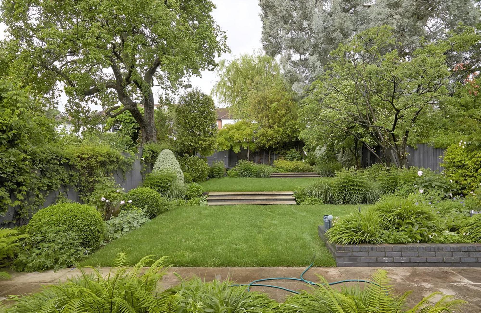 Unwind In Style 2Br With Cozy Backyard For Groups Apartment London Bagian luar foto